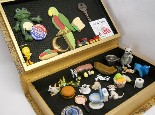 Family Stories Treasure Box