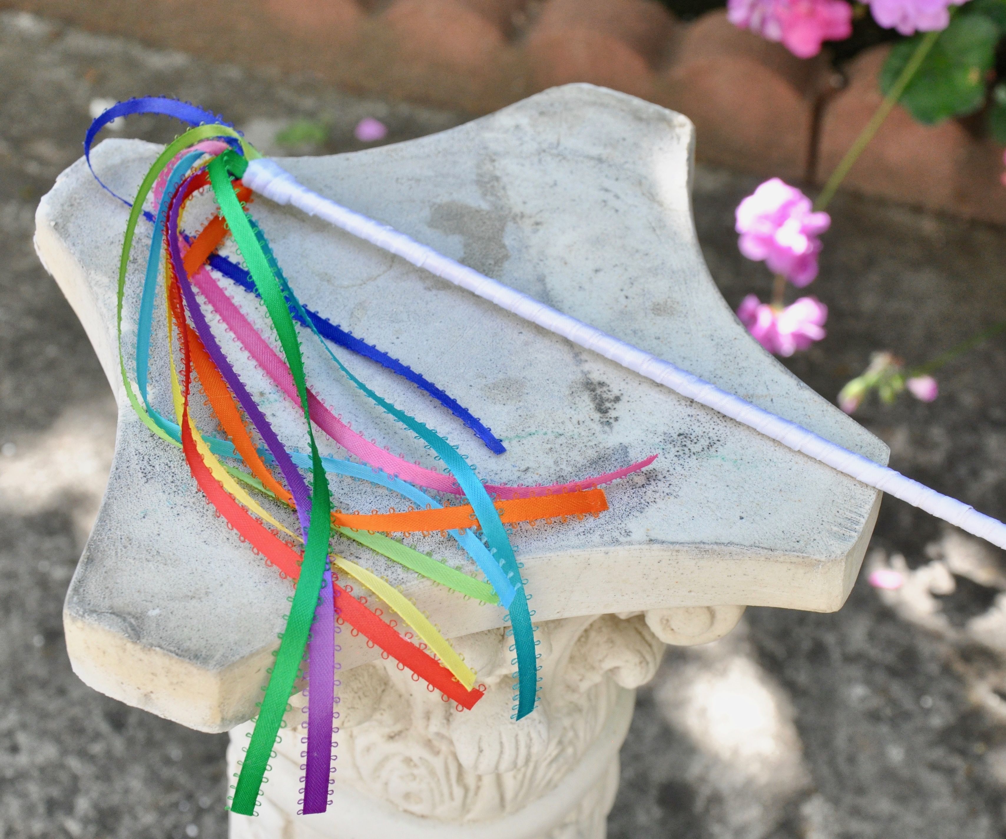Easy Ribbon Wand