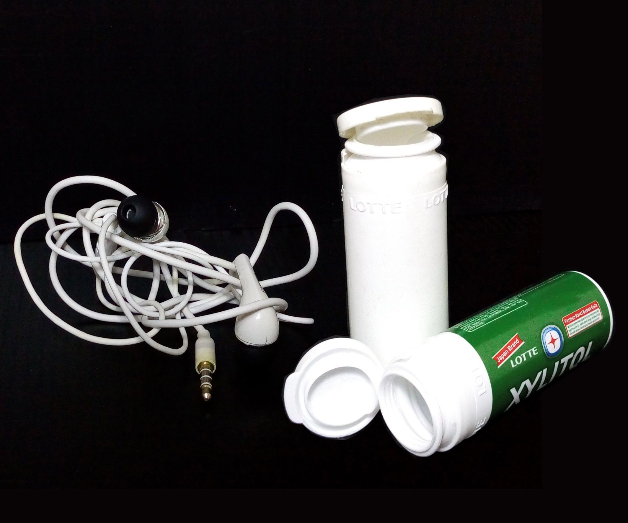 Waterproof Pocket-Sized Headset/Earphone/Earphone Carrying Case