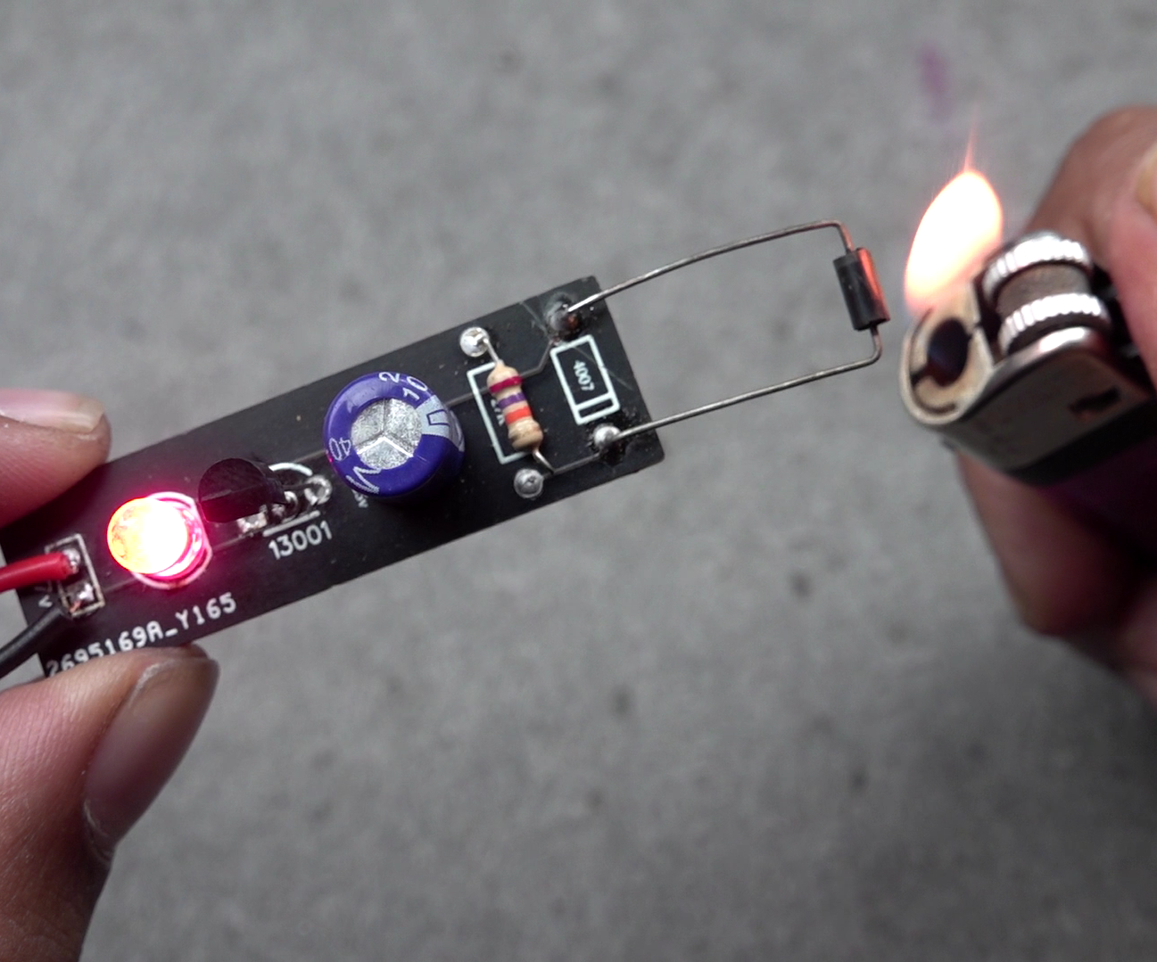 How to Use Diode As a Heat Sensor Circuit