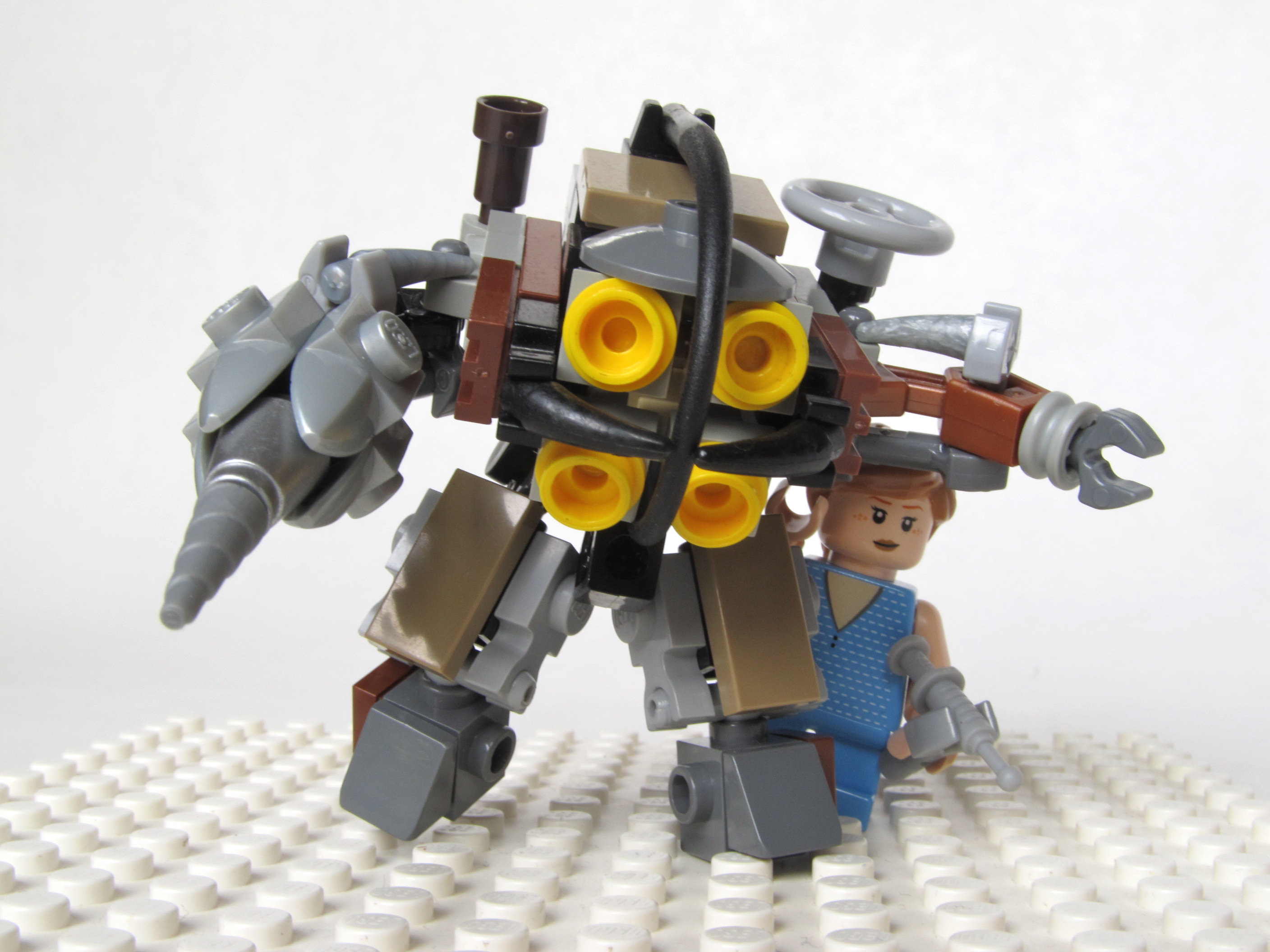 LEGO Bioshock Big Daddy & Little Sister