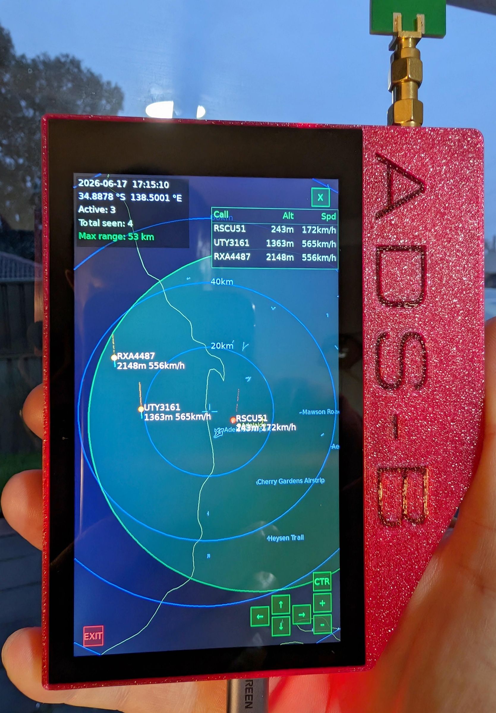 Offline Retro ADS-B Radar: a Standalone Aircraft Tracker