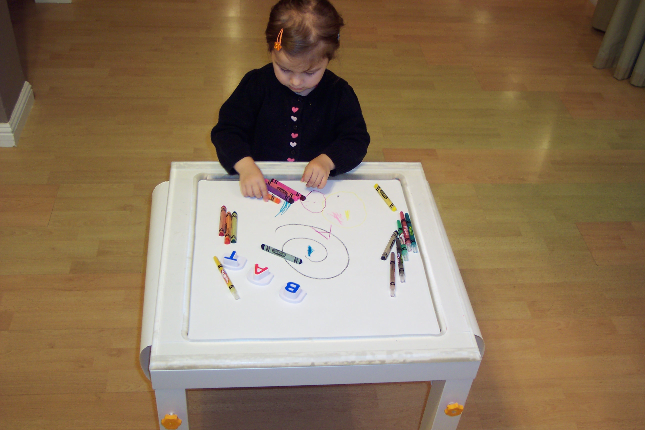 How to Make a Functional Children's Coloring Table