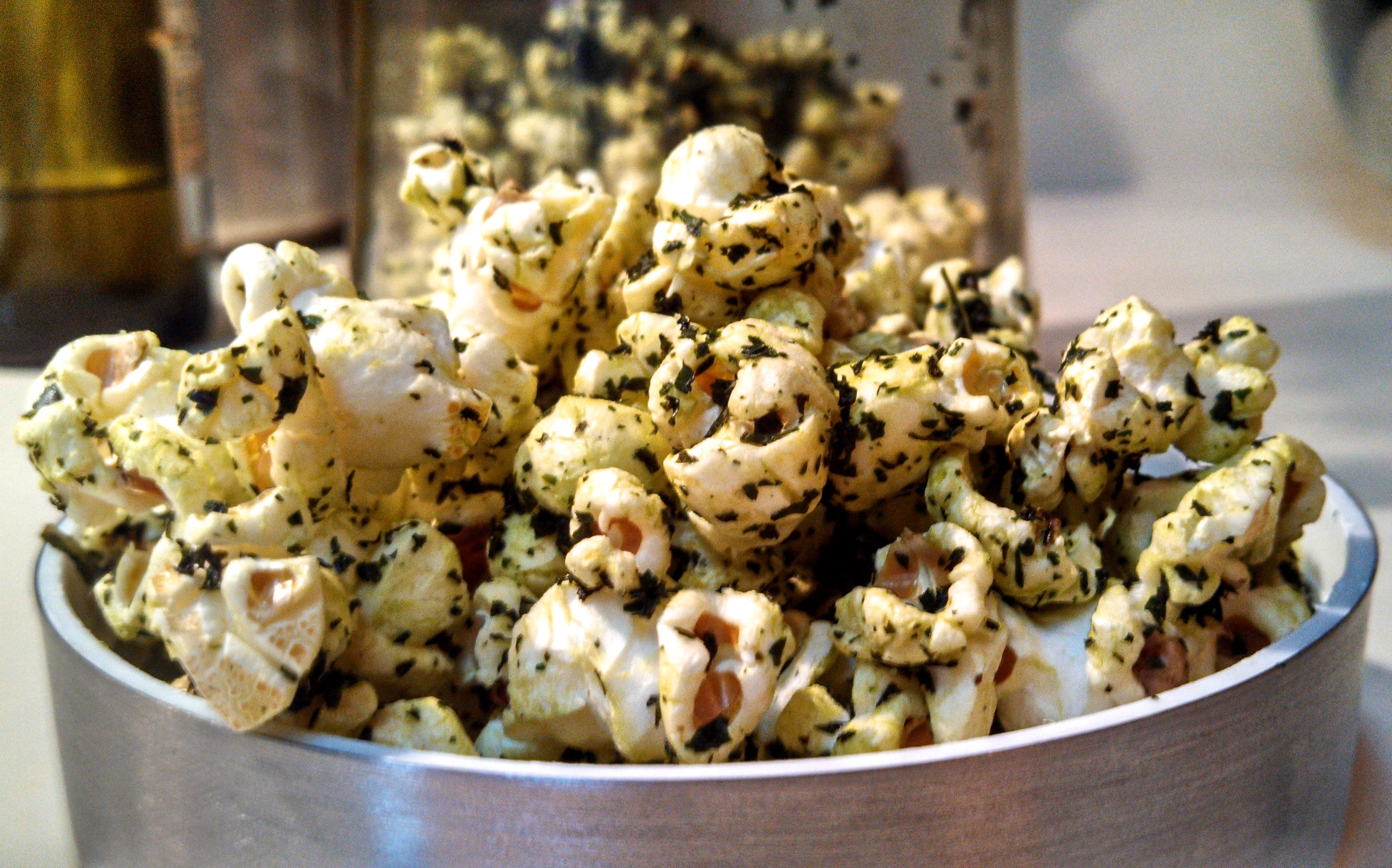 PopKale - How to Make Seasoned Popcorn With Truffle Oil Infused Kale Chip Crumbles