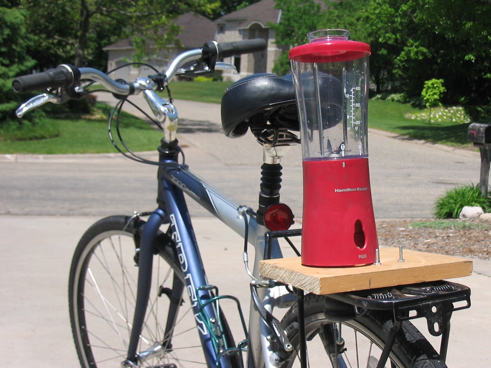 How to Create a Smoothie Making Human Powered Bike Blender for Less Than $25