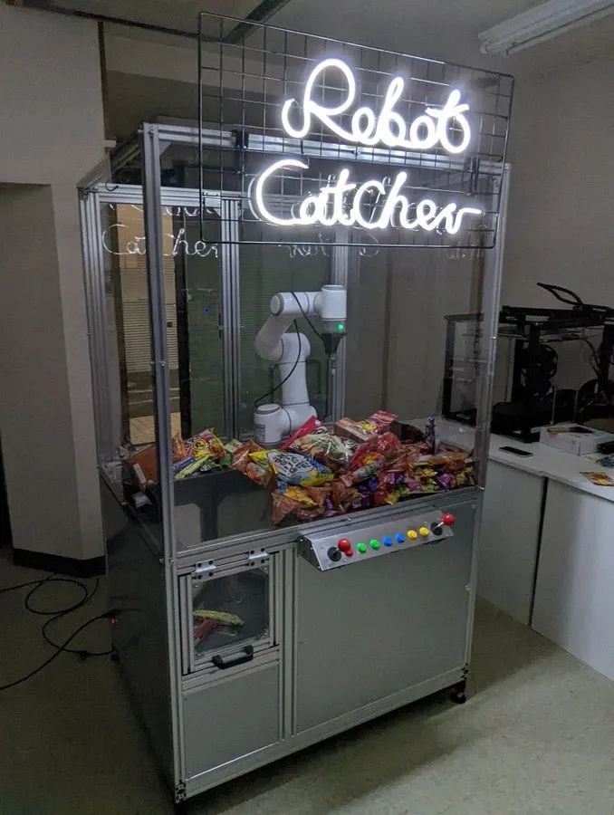 Robot Catcher