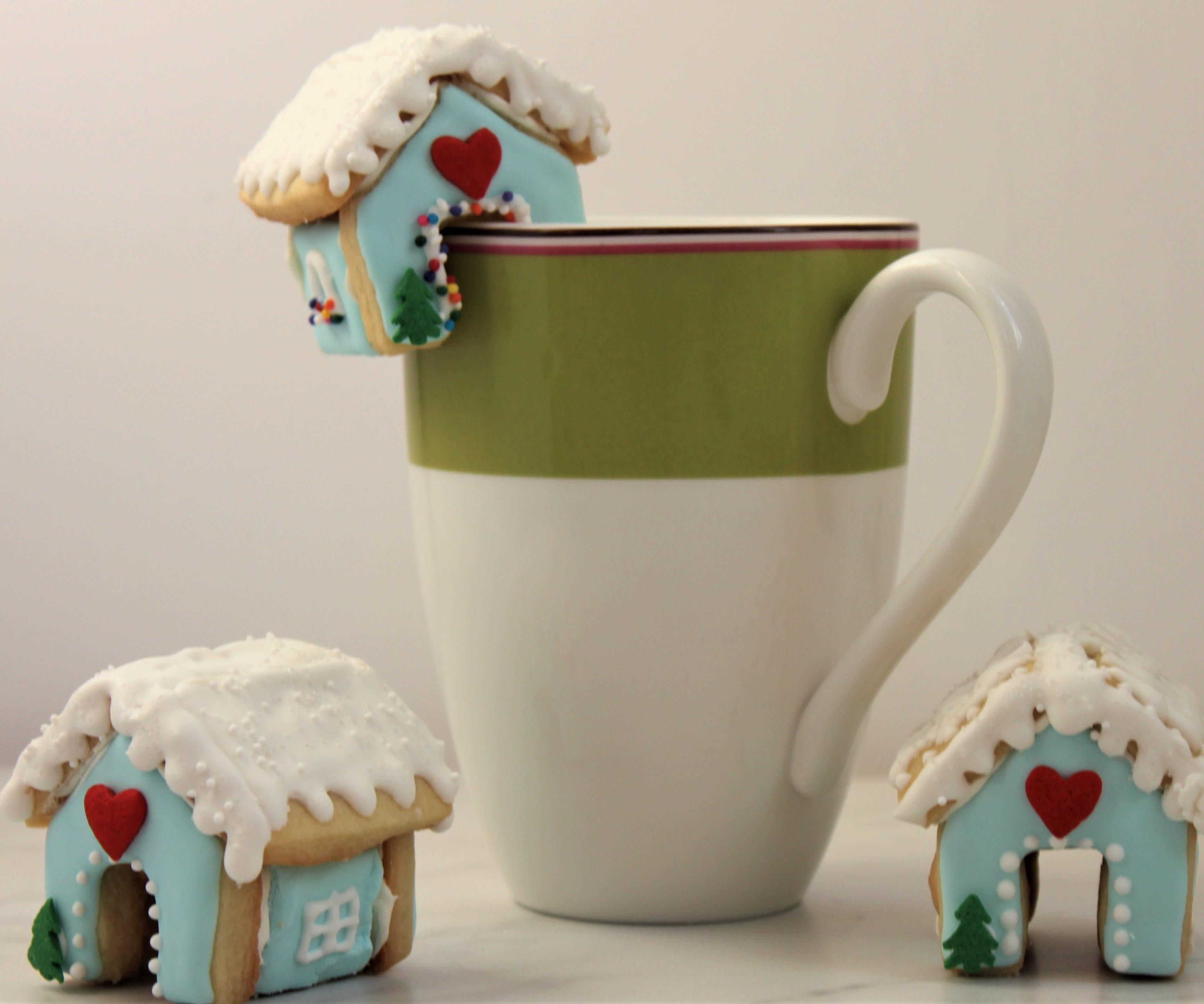 Sugar Cookie House Mug Toppers