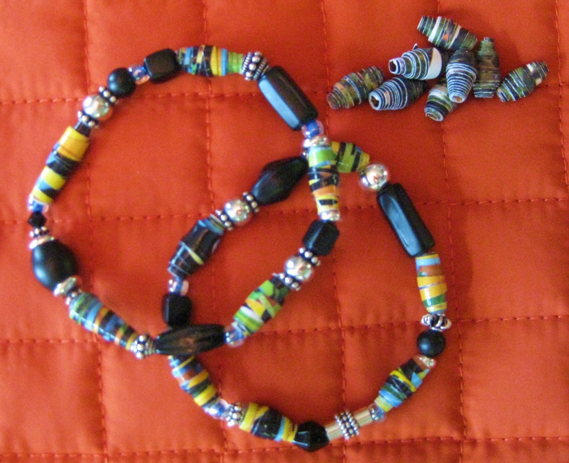 Make a RECYCLED PAPER BEAD Bracelet!