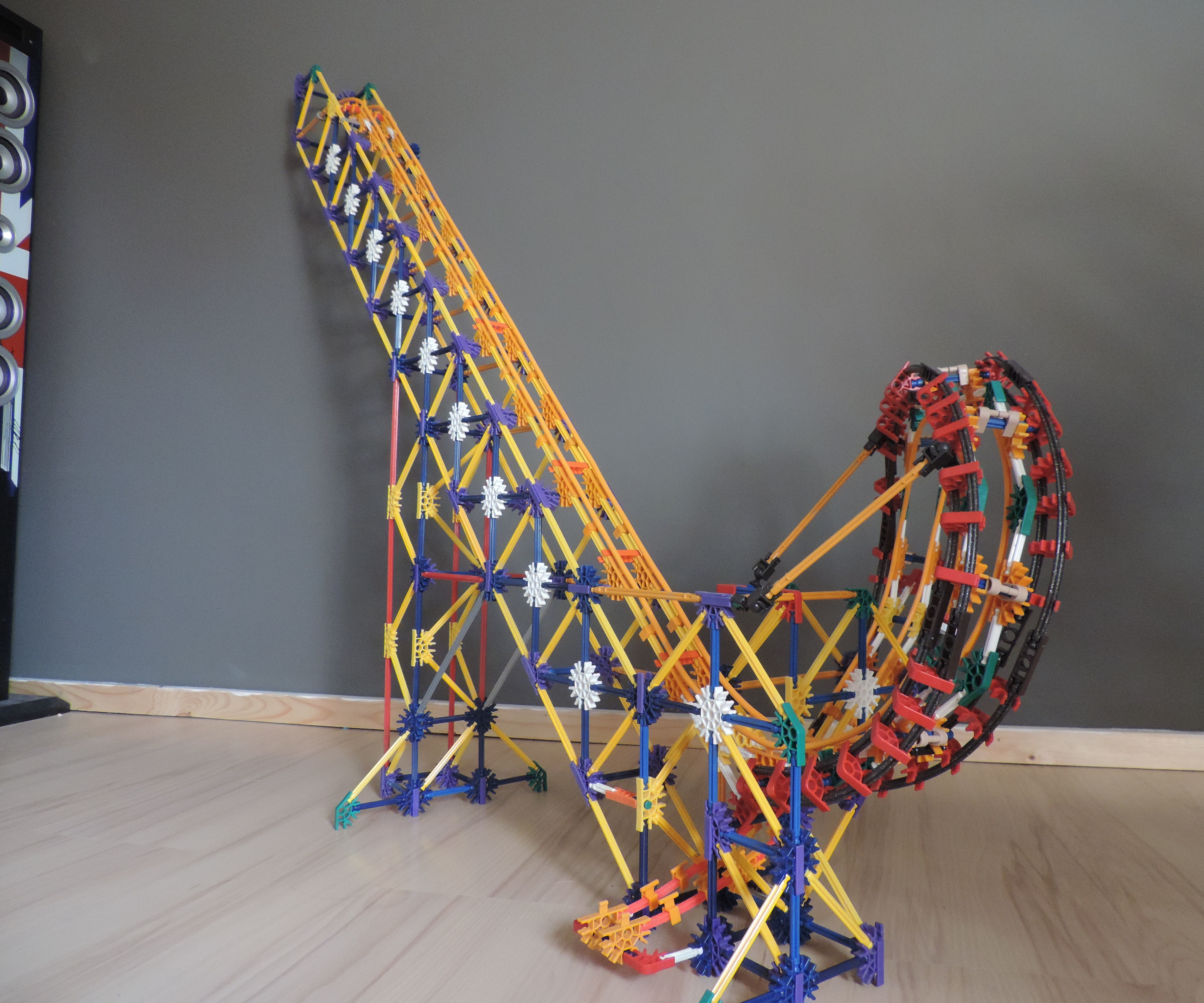 Knex Ball Machine Element: Side Loop