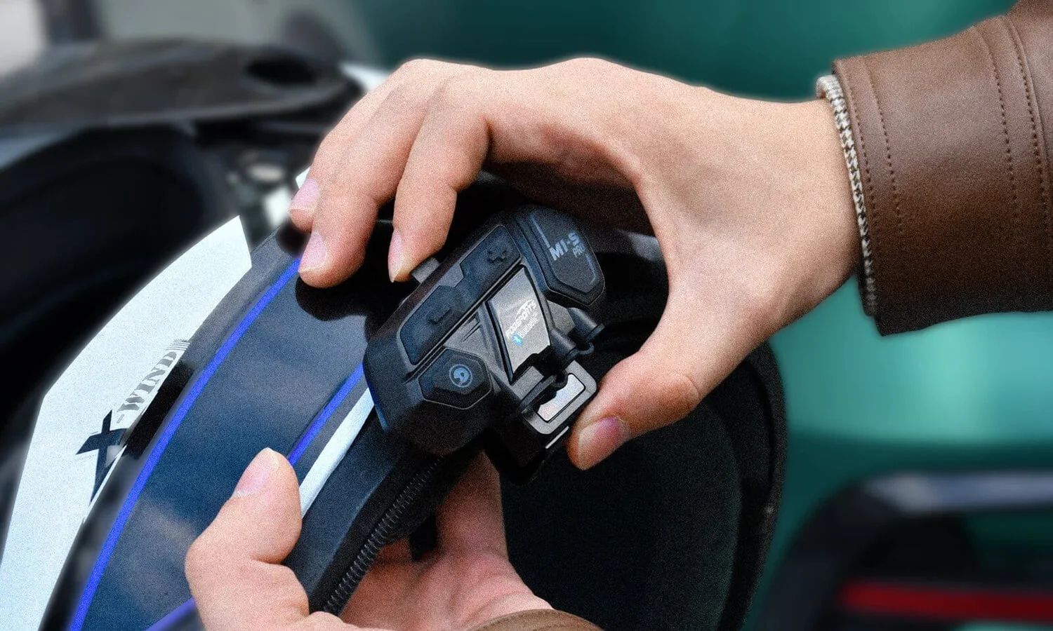 How to Install an Intercom in Your Motorcycle Helmet Easy?