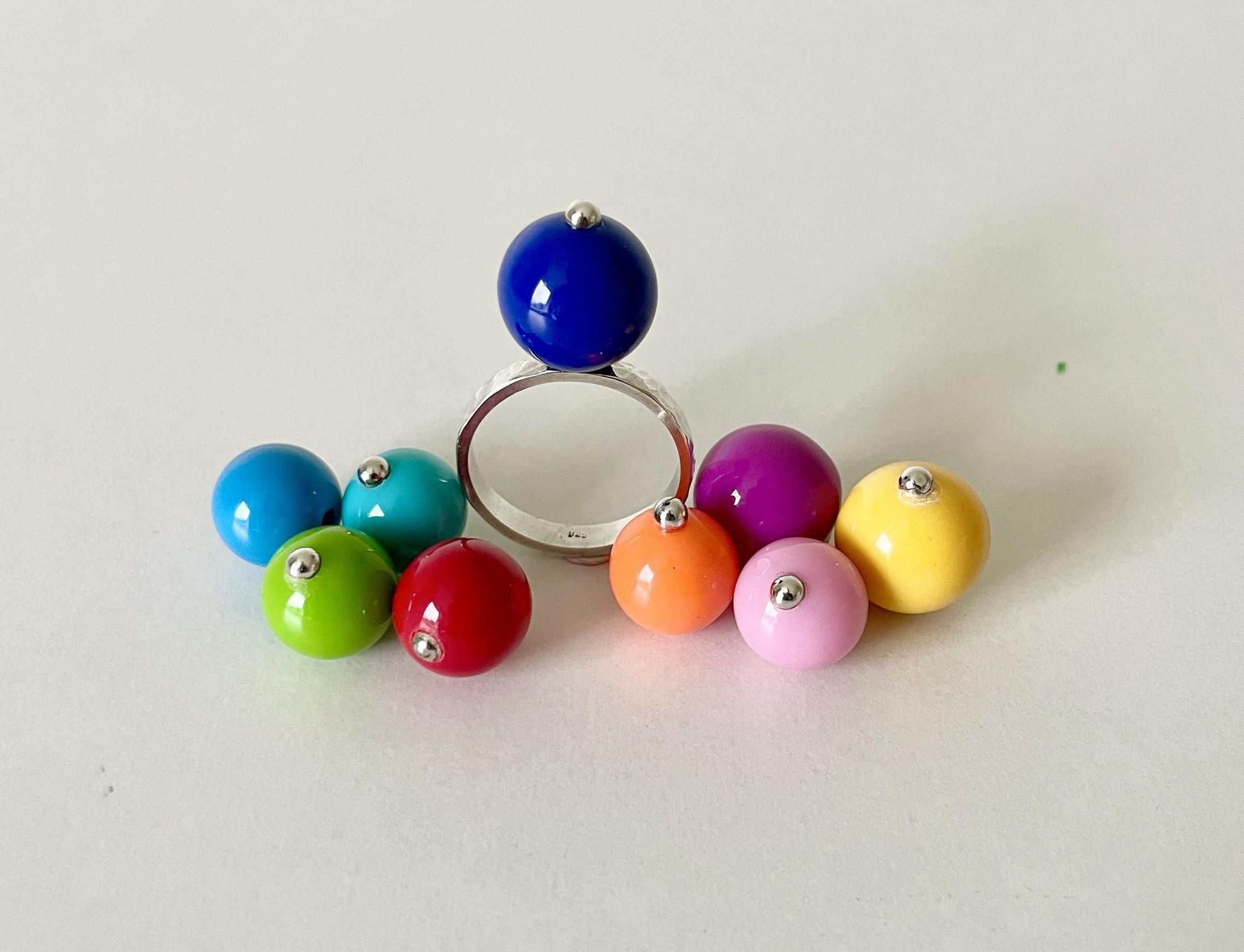 Make Rainbow Ring With Changeable Beads or Gems