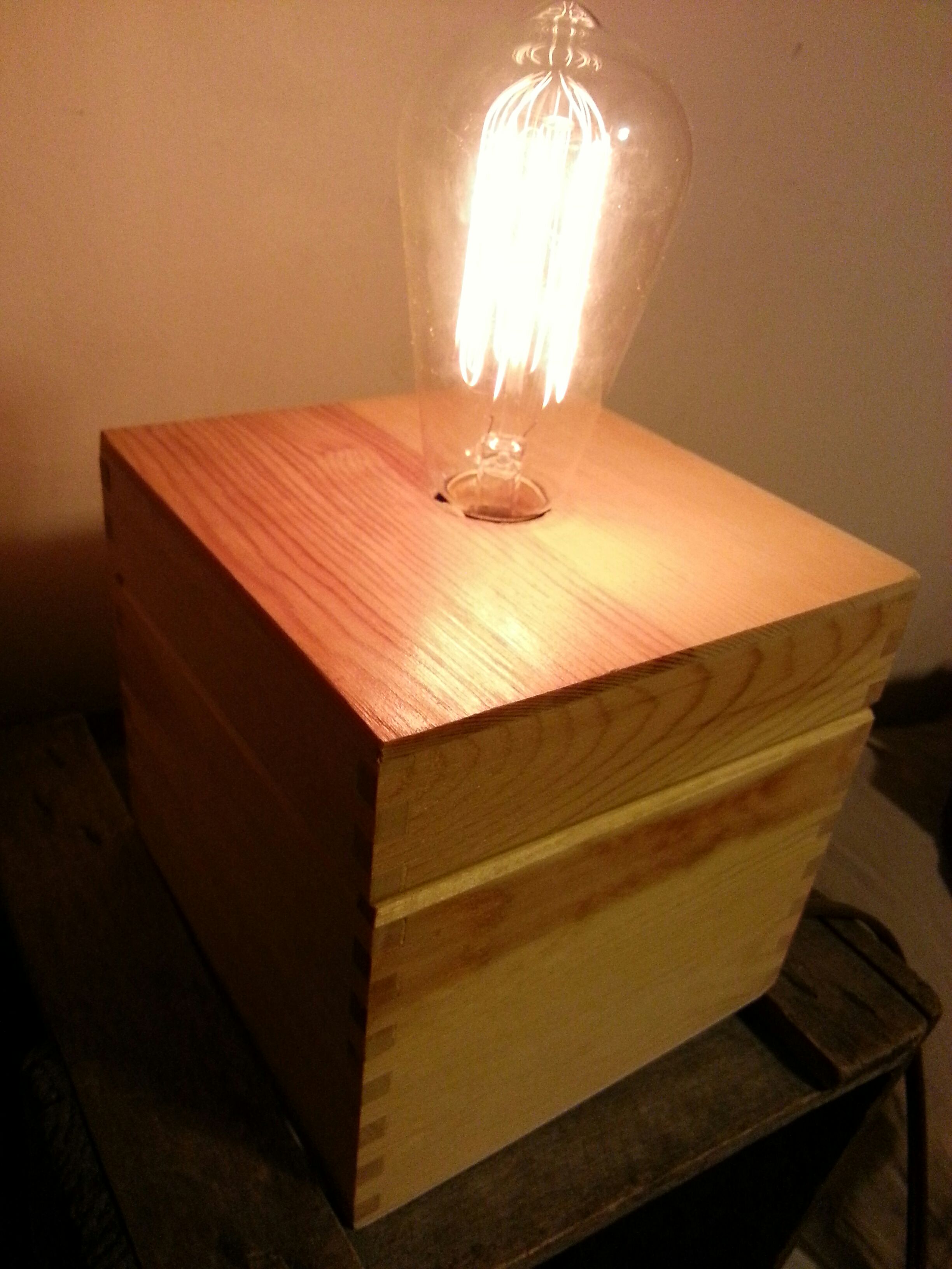 Simple Box Lamp