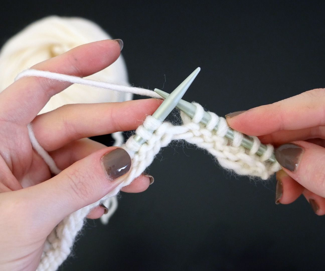 How to Do the Knit Stitch