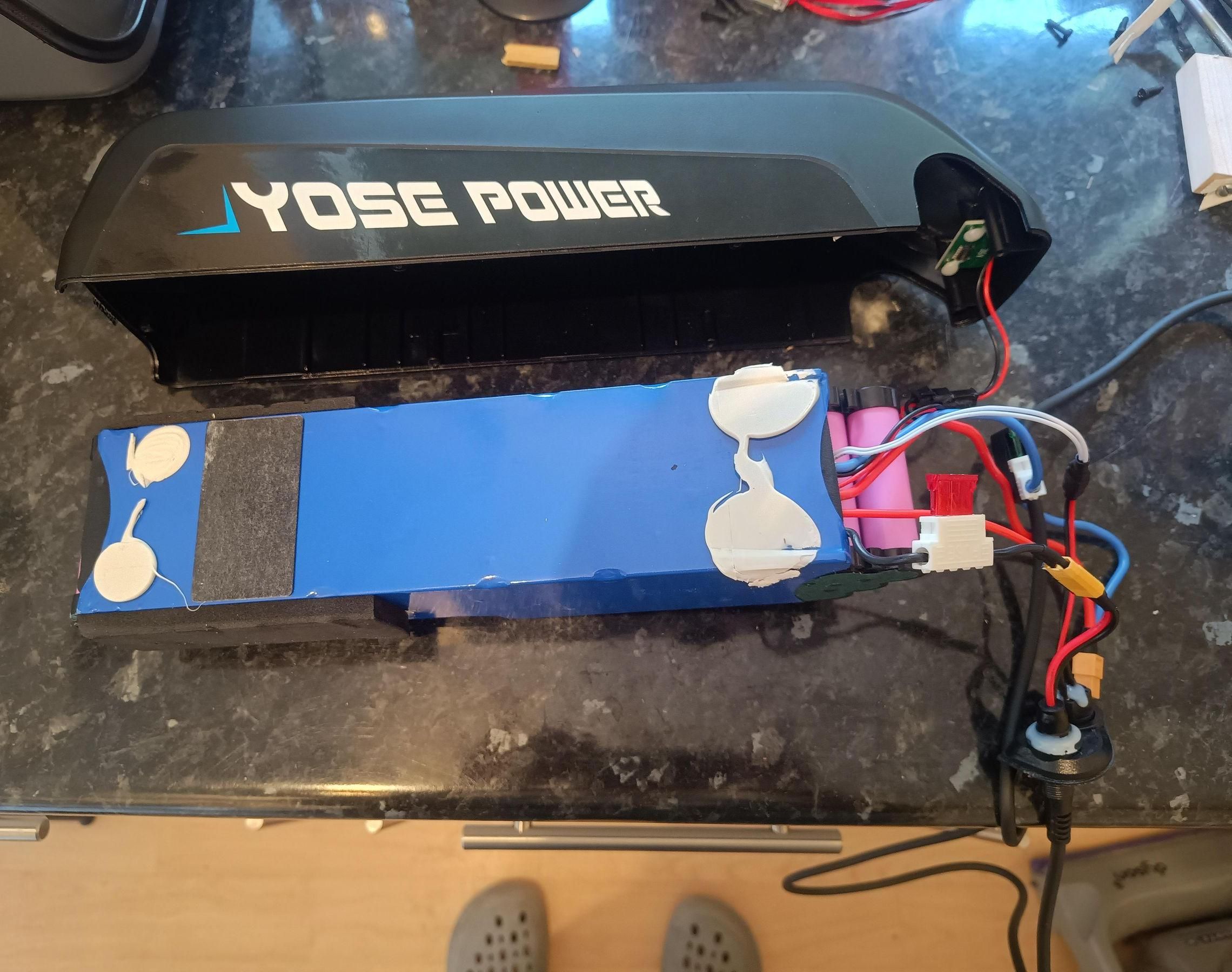 Yose Hailong EBike Battery - Dismantling, Due to Charging Problem