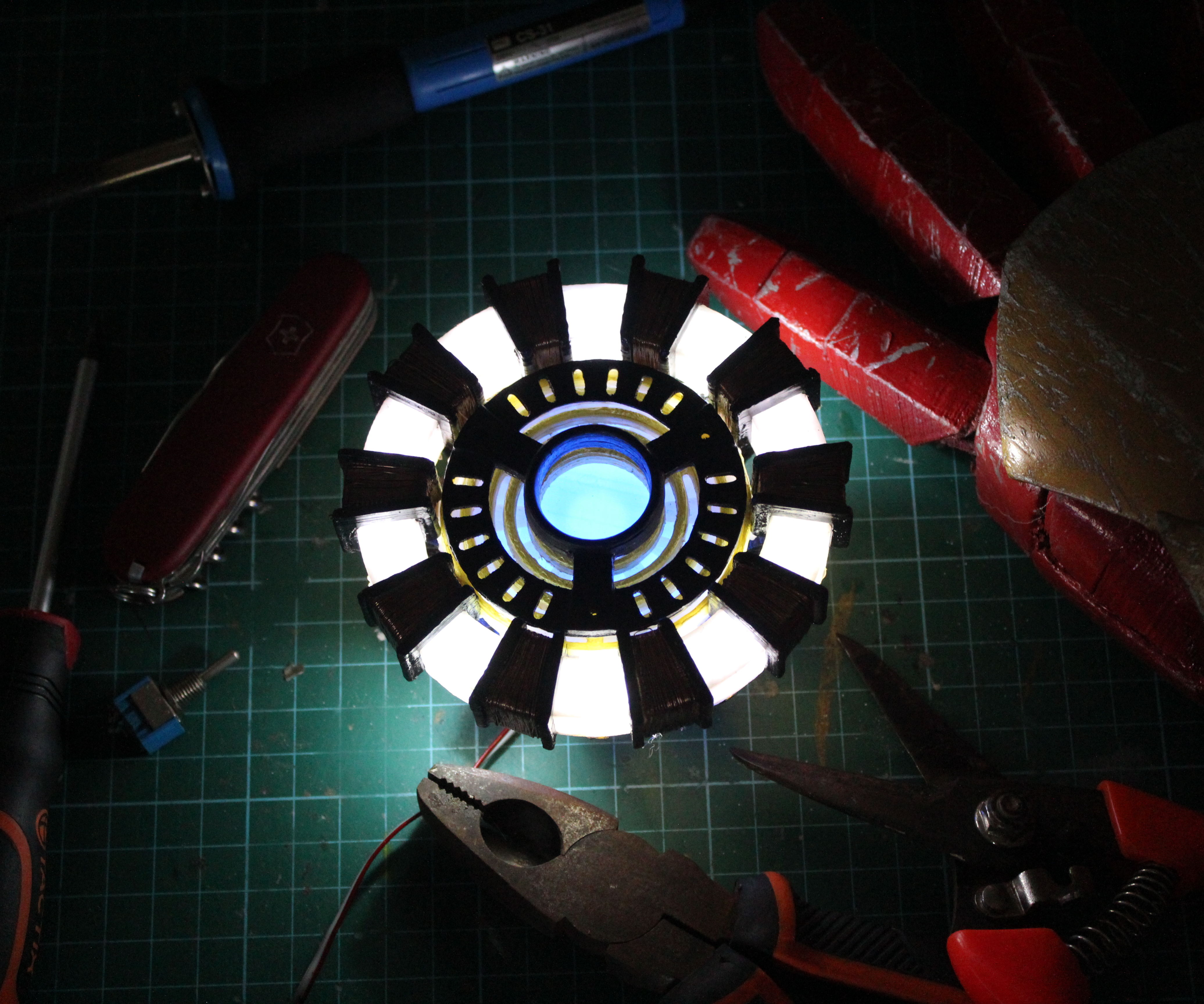 Arc Reactor From Iron Man (easy Build, Studio Finish)+ 3D Printed Version 