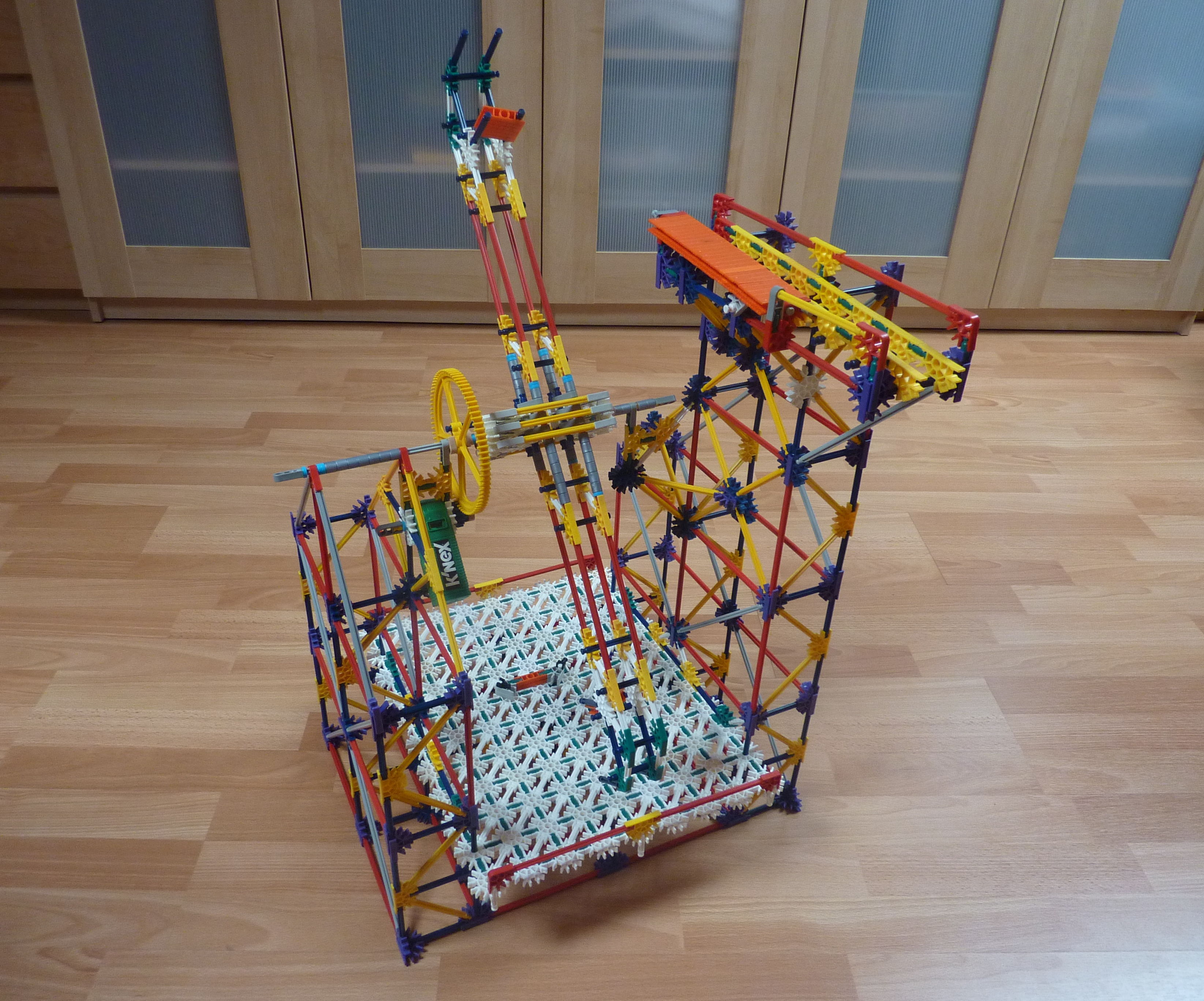 Floor Double Arm Lift, a Knex Ball Machine Lift