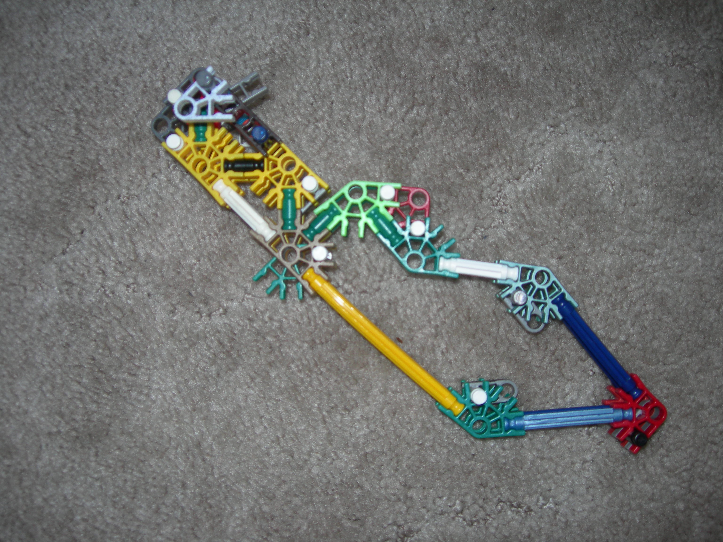 C:\Documents and Settings\Dave\My Documents\My Pictures\K'nex Gnasher Shotgun\K'nex Gnasher Shotgun 031.jpg