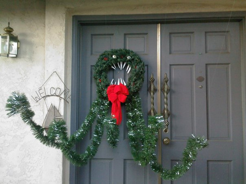 Haunted Mansion Man-Eating Wreath