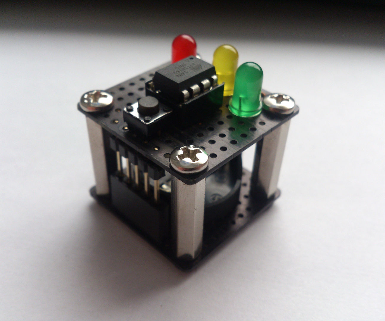 Attiny85 Decision Box V2.0