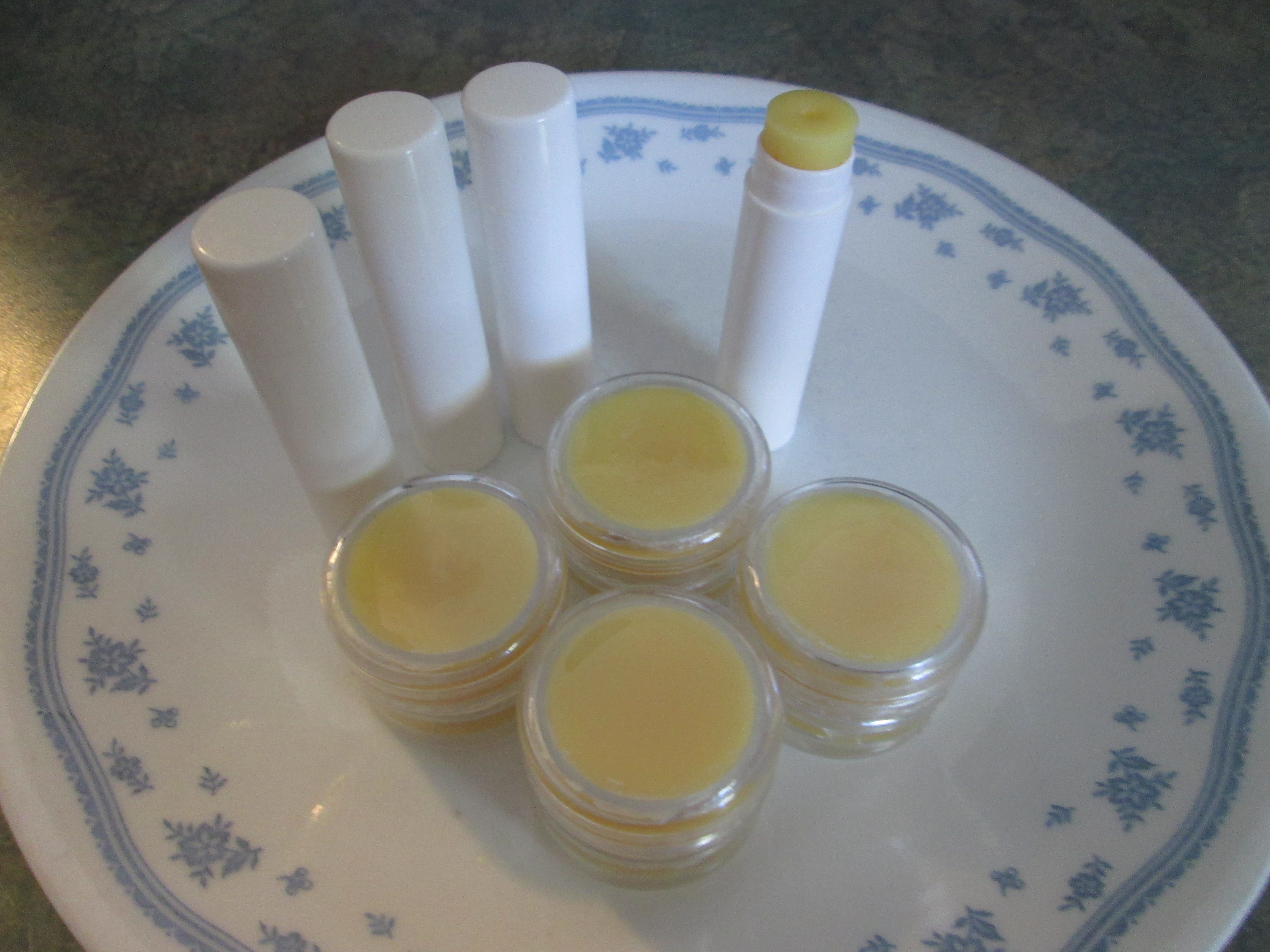 DIY “Bert’s Bees” Type Lip Balm