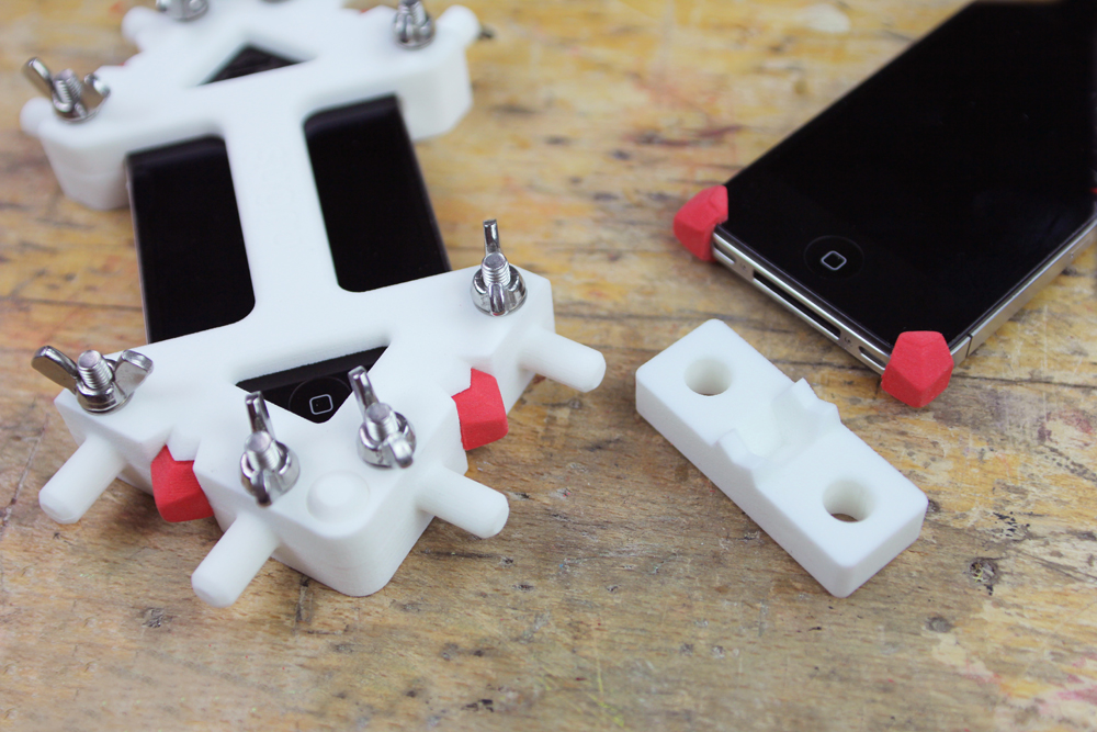 3D Printing + Sugru = Precision Rubber Parts! (iPhone 4/4S and 5) + Video