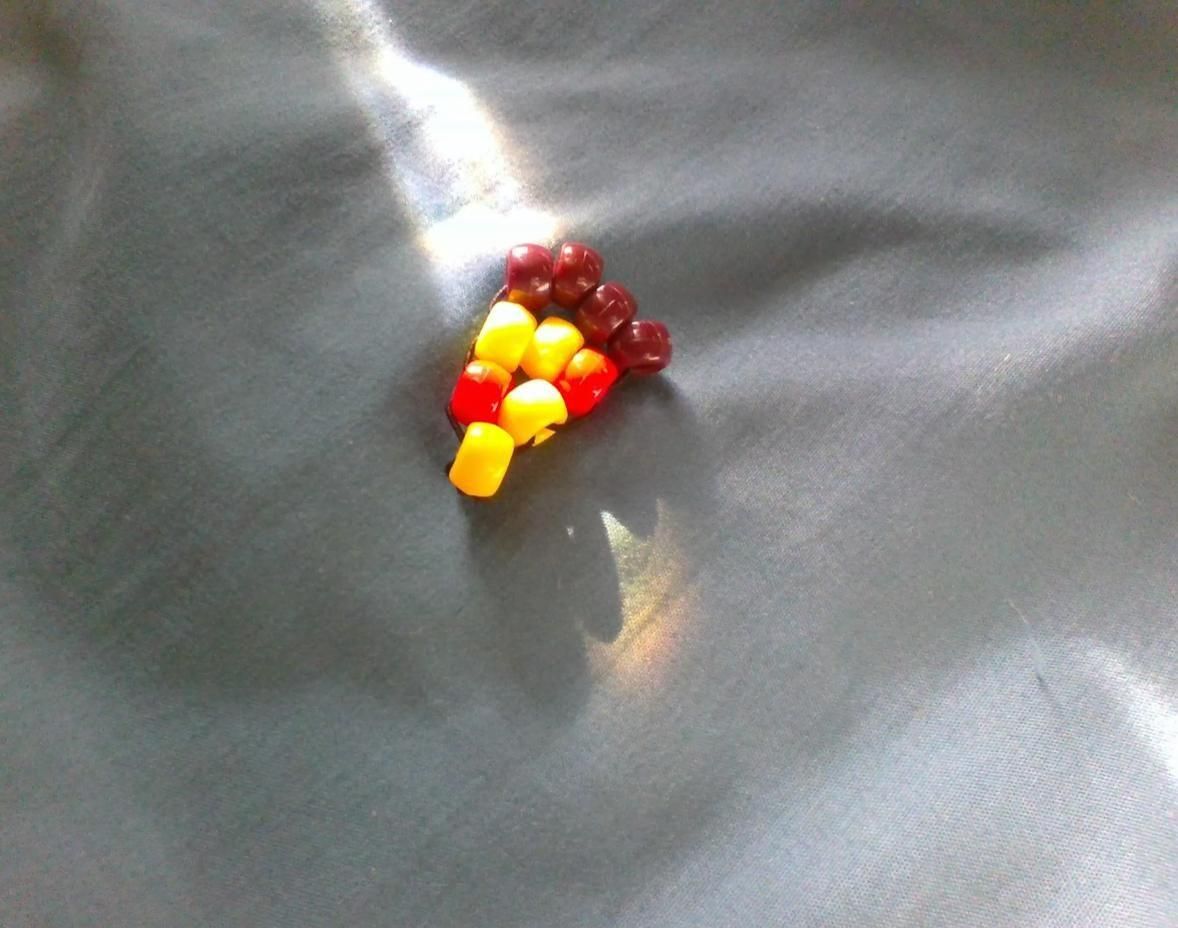 MY FIRST COLLABORATION PROJECT: Difficult Paper Jet Plane by #irrelEvant Paper Planes Called Sapphire and the Kandi Pizza Tutorial by #Dat_wizard_guy