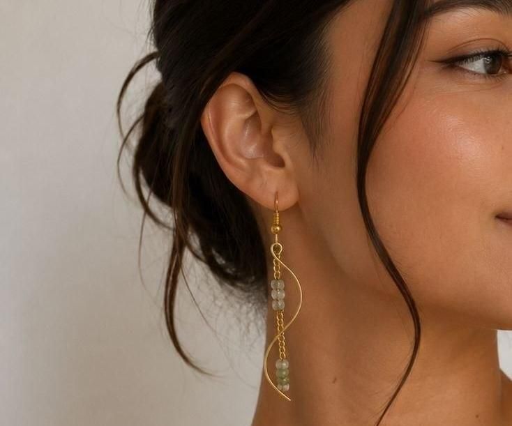 Sleek Wave & Segmented Chain Dangle Earrings
