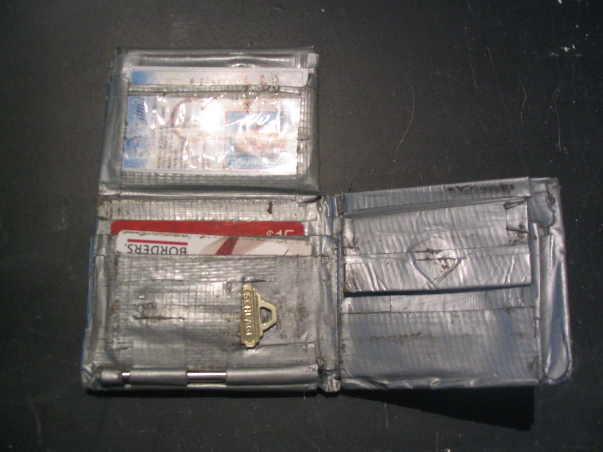 The Ultimate Duct Tape Wallet