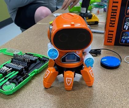 Adaptive Toy - Dancing Robot