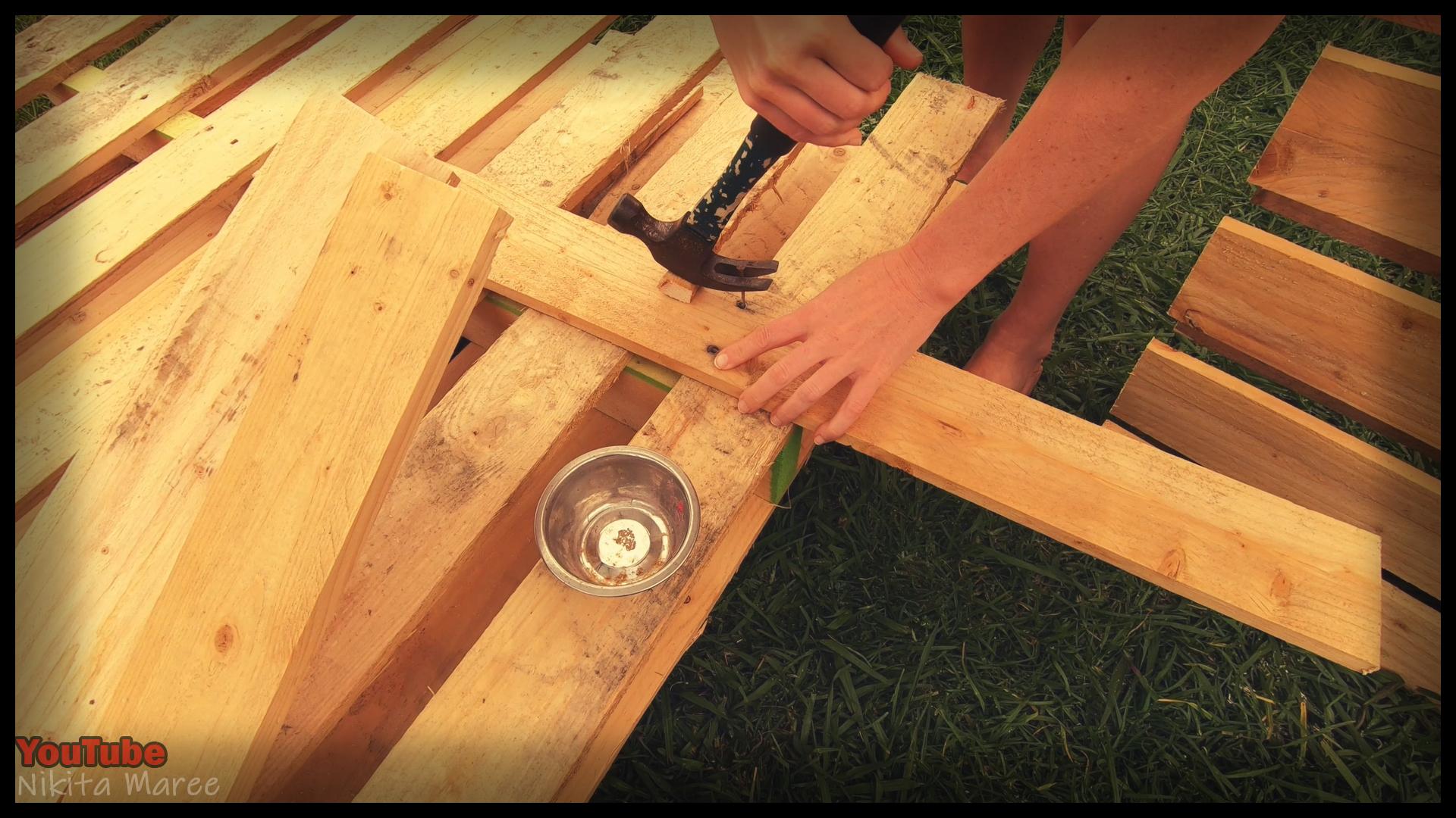 DIY wooden floor, How to build a pallet wood floor, painted floorboards, Building a timber floor from reclaimed wood (6).jpg