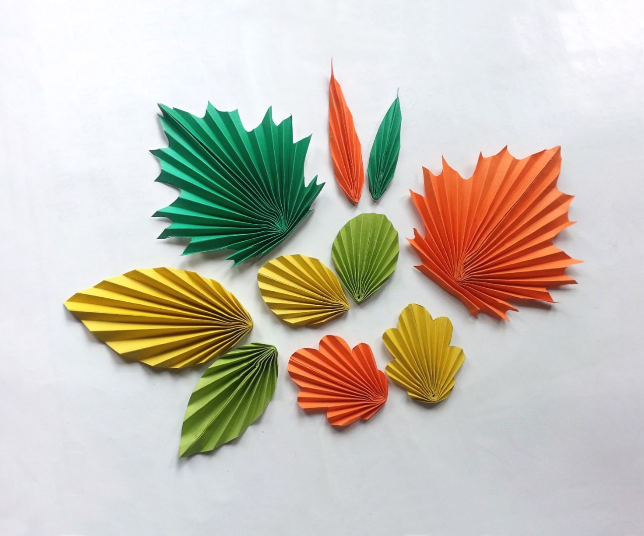 DIY Paper Leaves (Pattern Trick!)