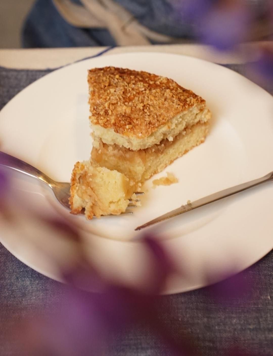 Perfect Almond Cake (Vintage Archive Recipe)