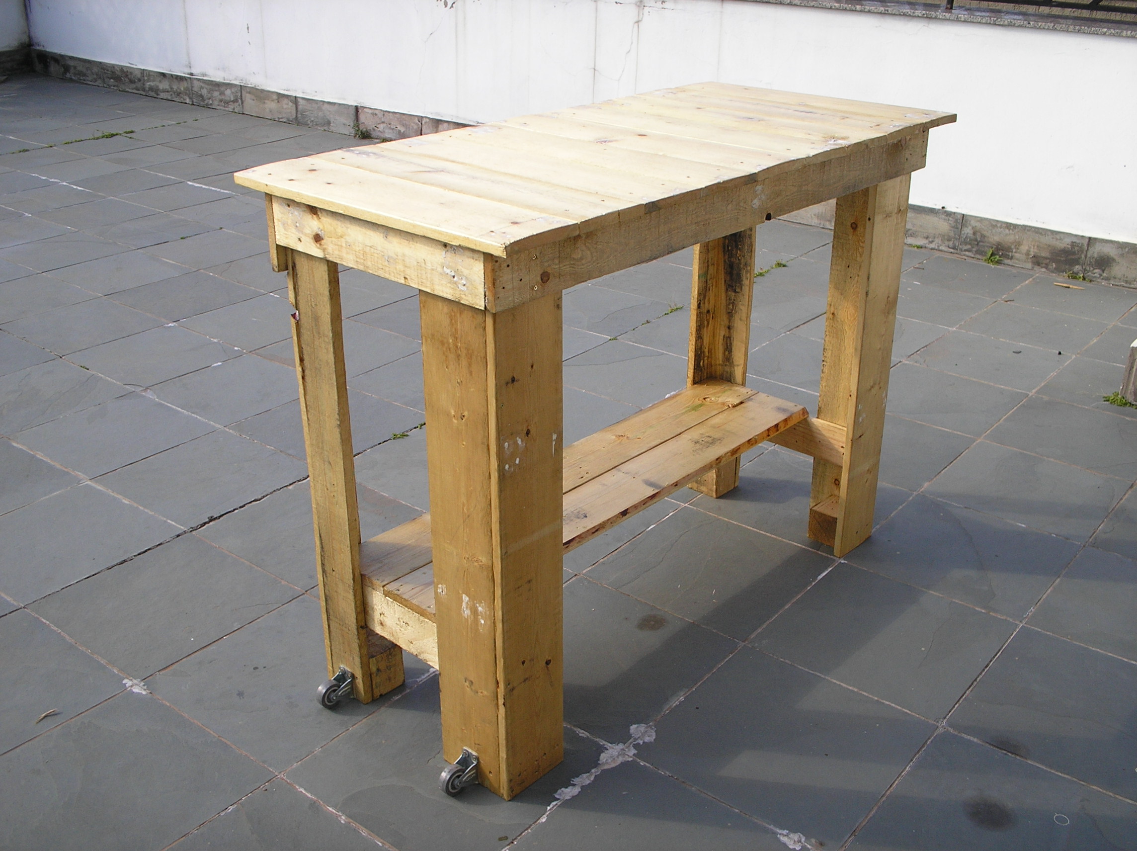 Pallet Workbench