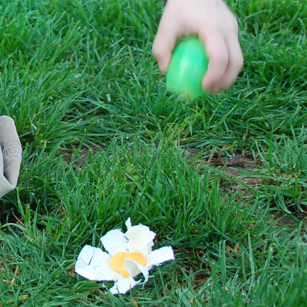 How to Make "Flowering" Easter Eggs