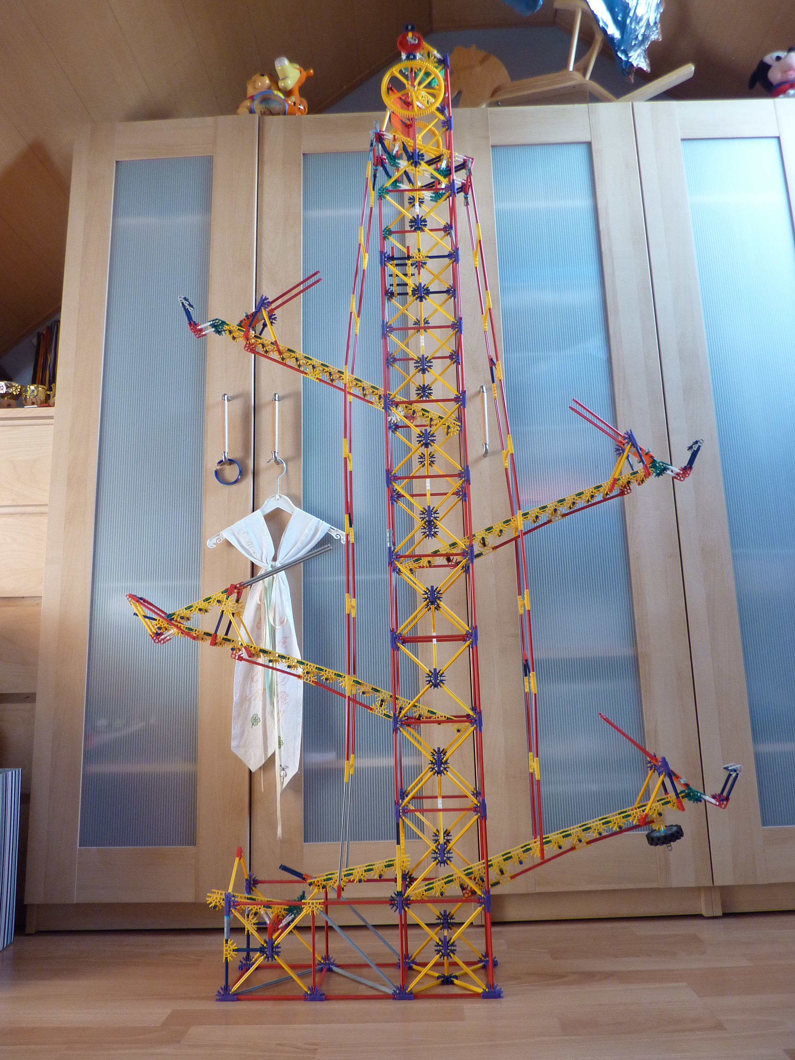 Counter Parallel Arm Lift, a Knex Ball Machine Lift