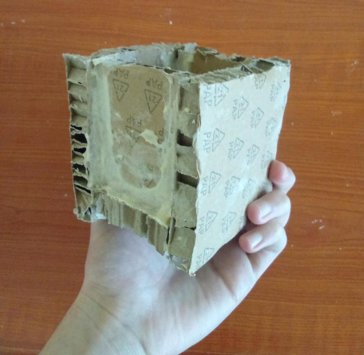 Solid Pencil Holder Made From Recycled Cardboard Using Natural Homemade Glue