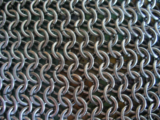 European 4-in-1 Maille (chainmail) Speedweaving