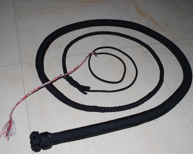 Paracord Bullwhip