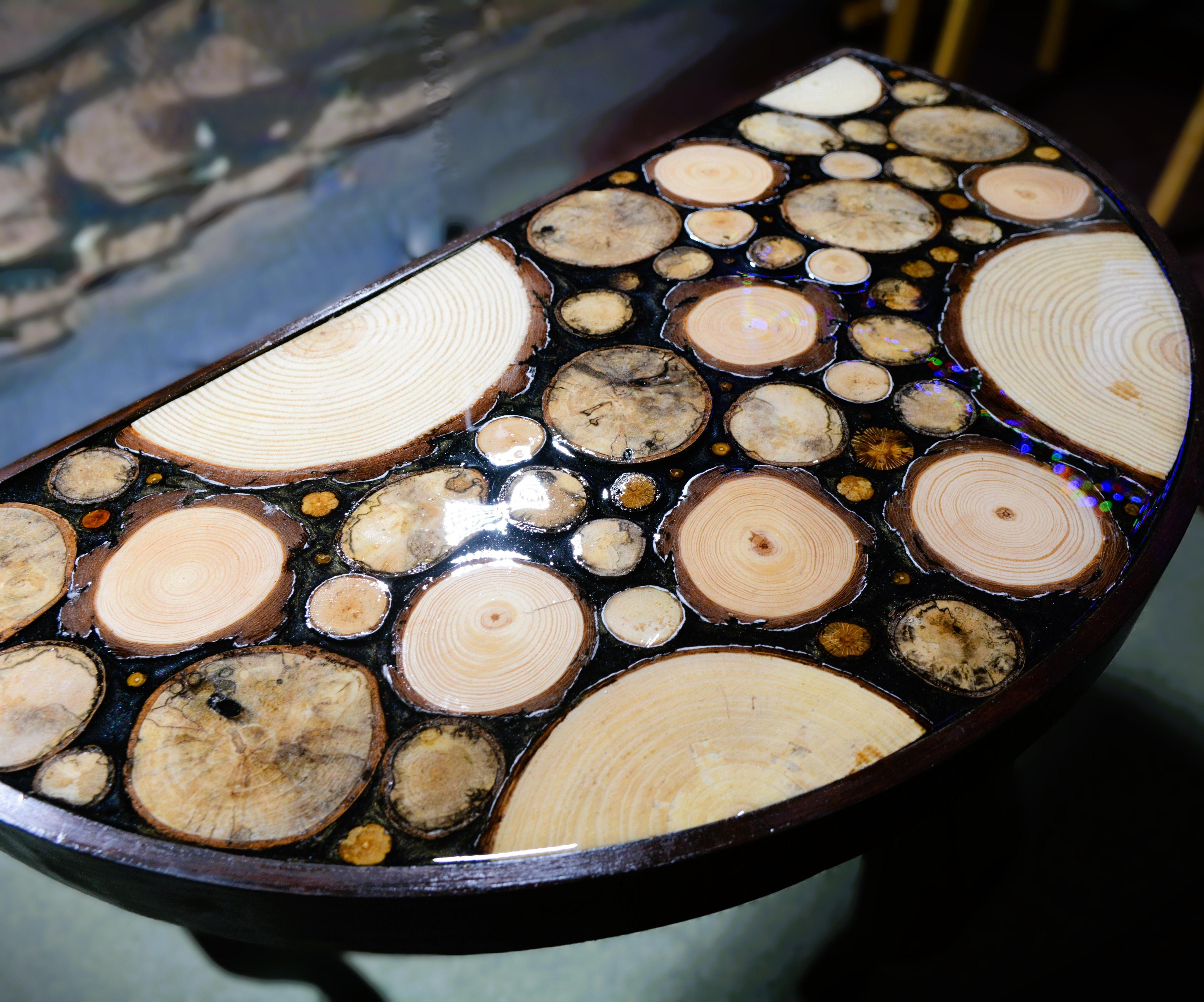Epoxy Resin and Wood Slices Table- Easy, No Fuss and Only Few Steps